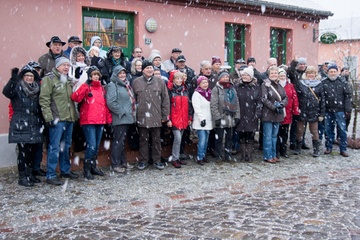 Winterwanderung durch eine Winterlandschaft