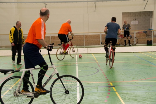 Titelbild zum News-Artikel: Fit bis ins hohe Alter