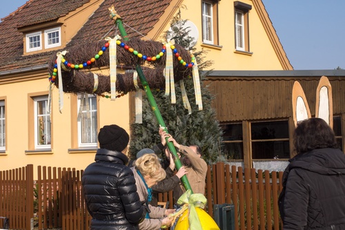 Titelbild zum News-Artikel: Ortseingang dekoriert
