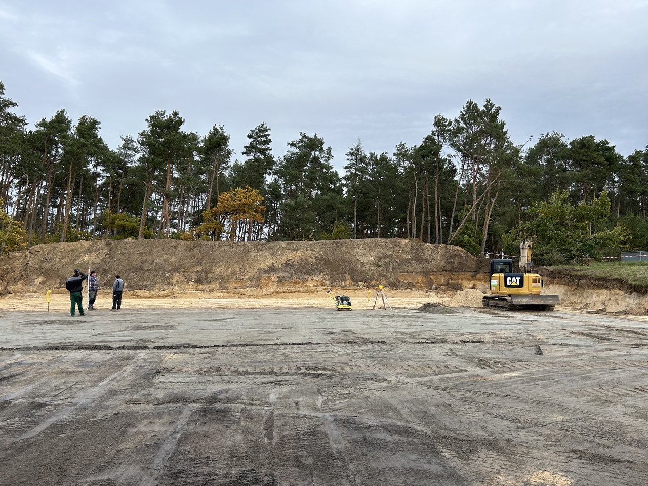 Bolzplatz Hohenwarthe Baustelle geebnete Baufläche