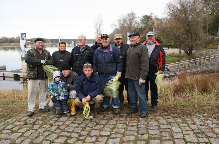 Gruppenbild der Angler von Hohenwarthe. 