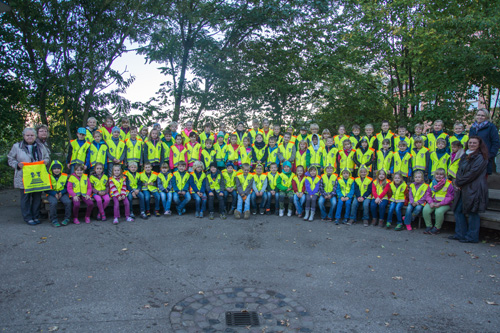 Das Gruppenfoto mit den neuen Warnwesten