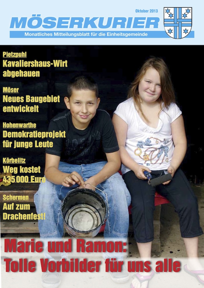 Magazin Deckblatt mit verschiedenfarbigen Überschriften und einem Hintergrundfoto zweier Kinder. Zwischenüberschriften, Foto zweier Kinder und rote Bildunterschrift